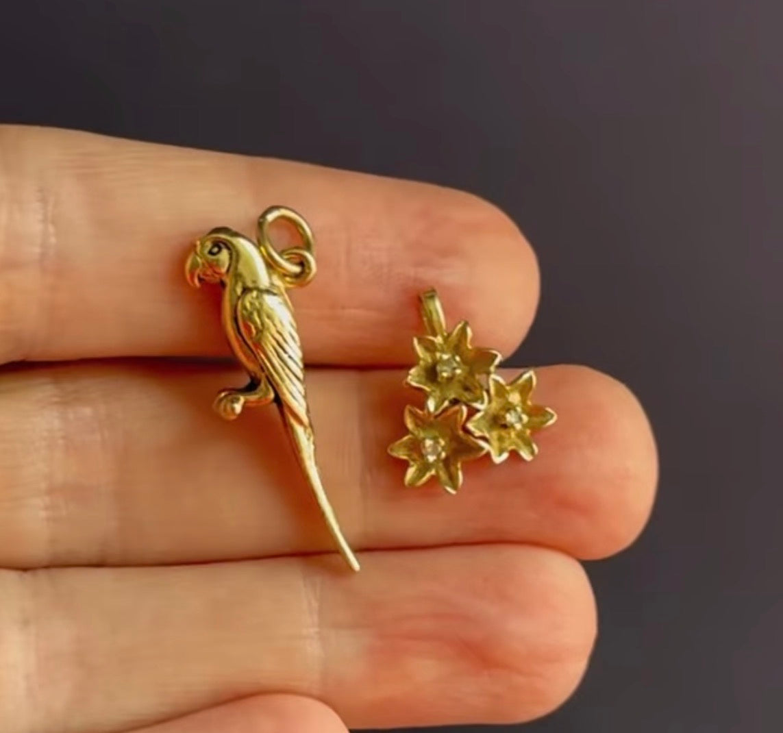Vintage 10k Solid Parrot Charm
