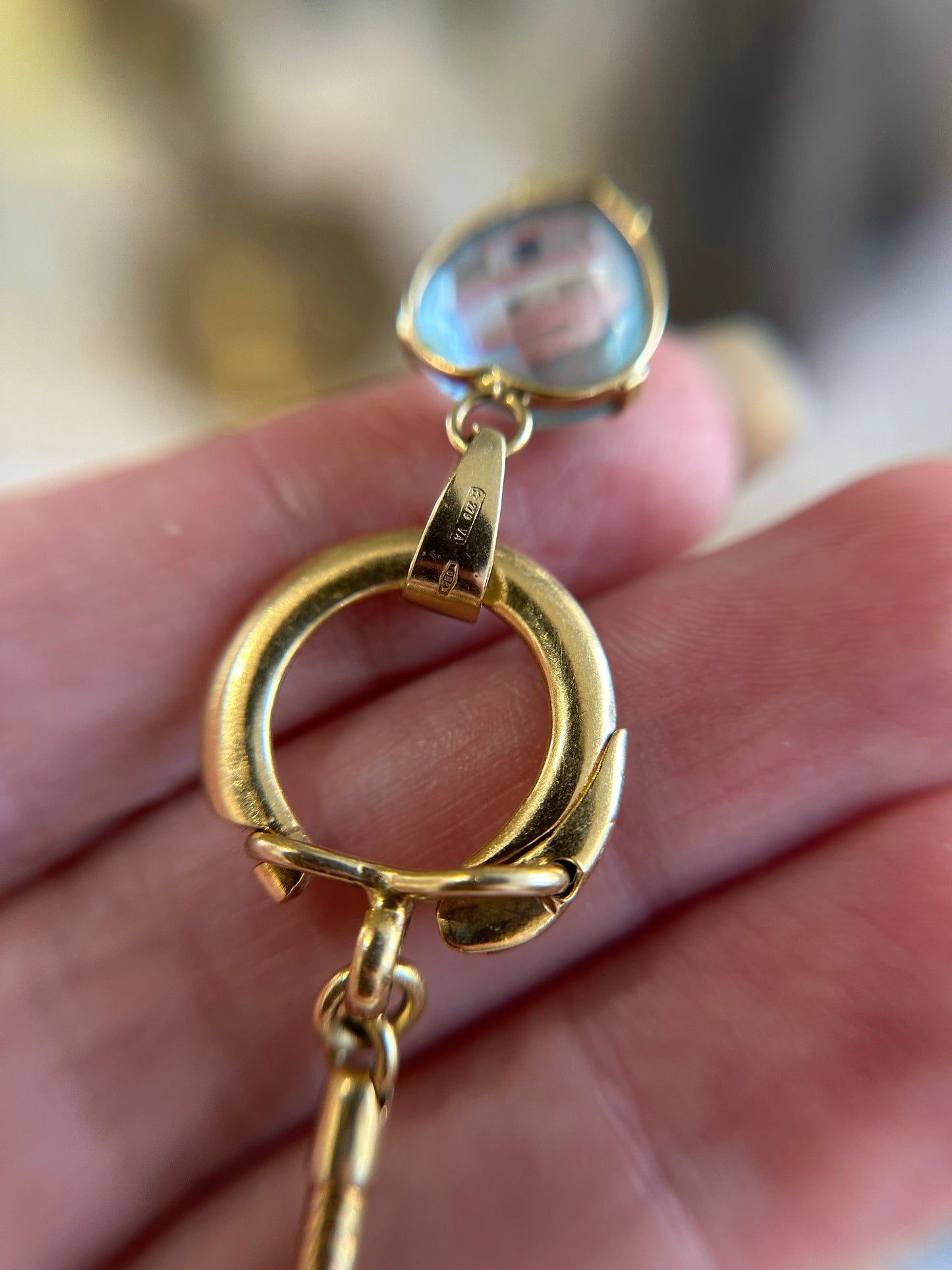 Vintage 18k Charm Holder with Snake Chain Extender