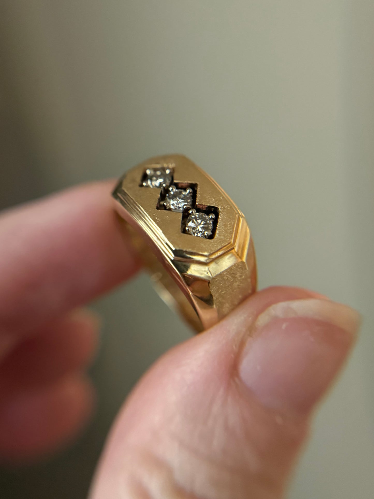 Vintage 14k Diamond Signet 6.5