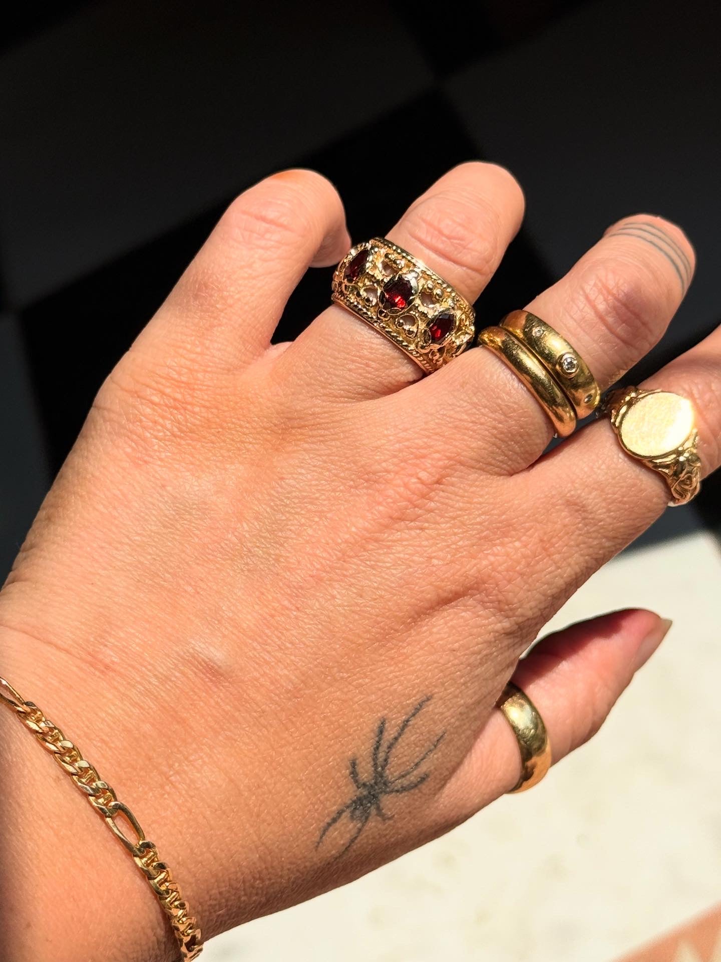 Vintage 14k Etruscan Style Garnet Eternity Ring - 6