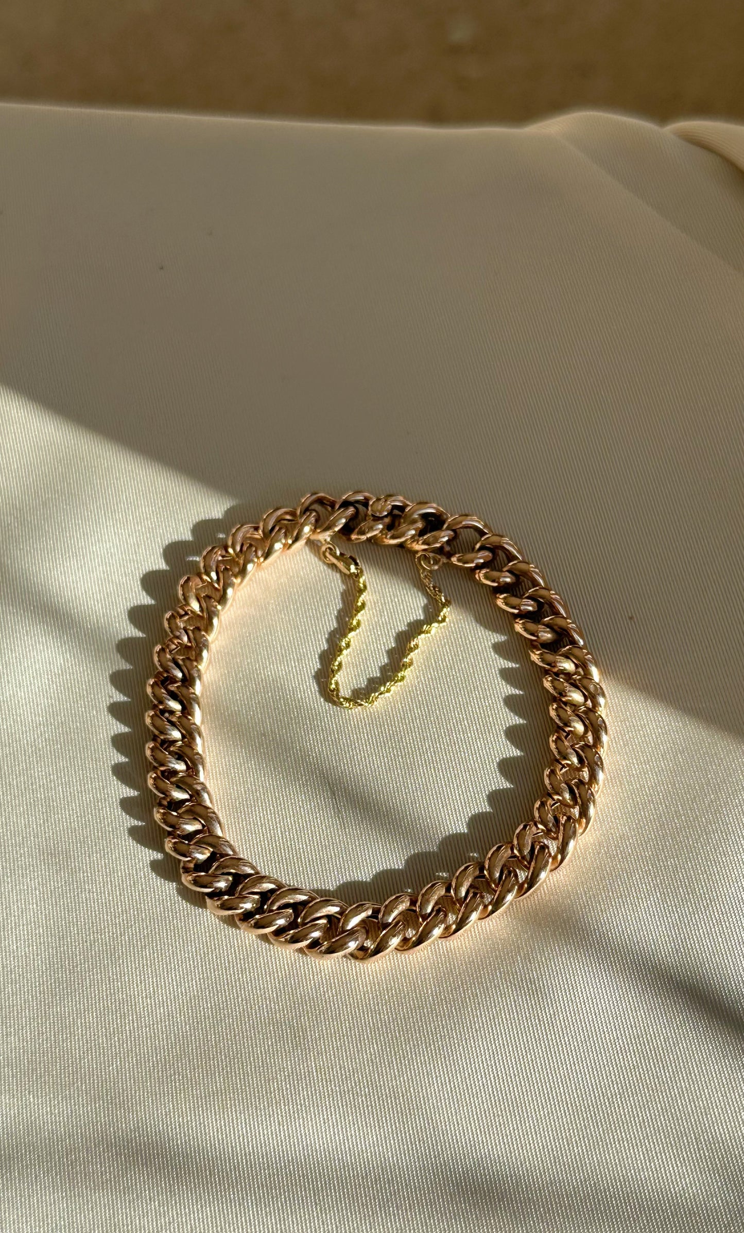 Vintage 14k Rounded Curb Bracelet ~ 8” 14g