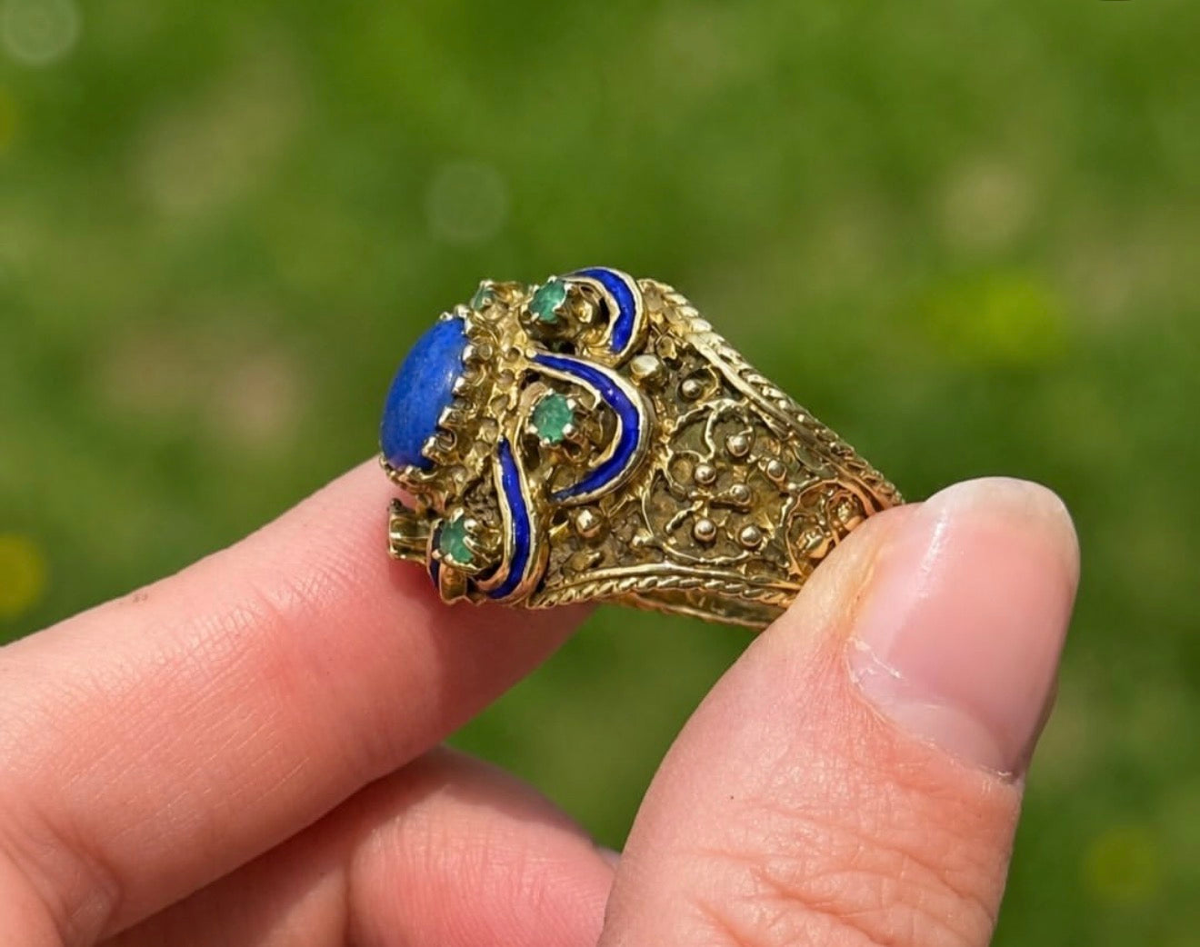 Vintage 14k Lapis and Emerald Enameled Filigree Ring size 8.25