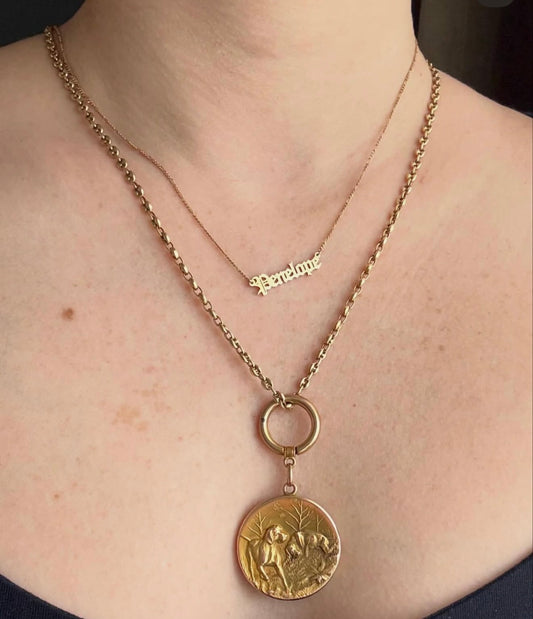 Antique 10k Yellow Gold Hunting Dog Locket
