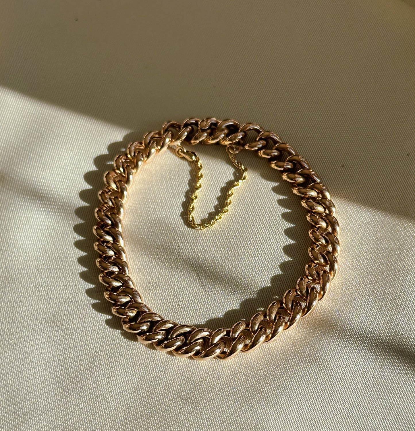 Vintage 14k Rounded Curb Bracelet ~ 8” 14g