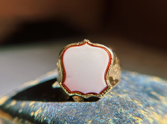 Vintage 14k sardonyx shield signet size 7.75
