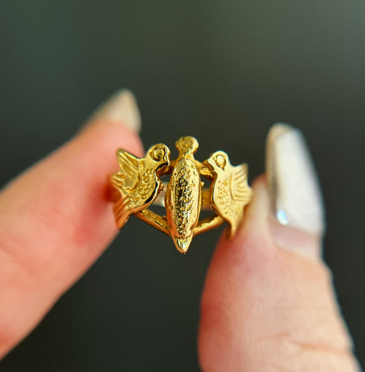 Vintage 14k Carved Bird Ring size 6.25