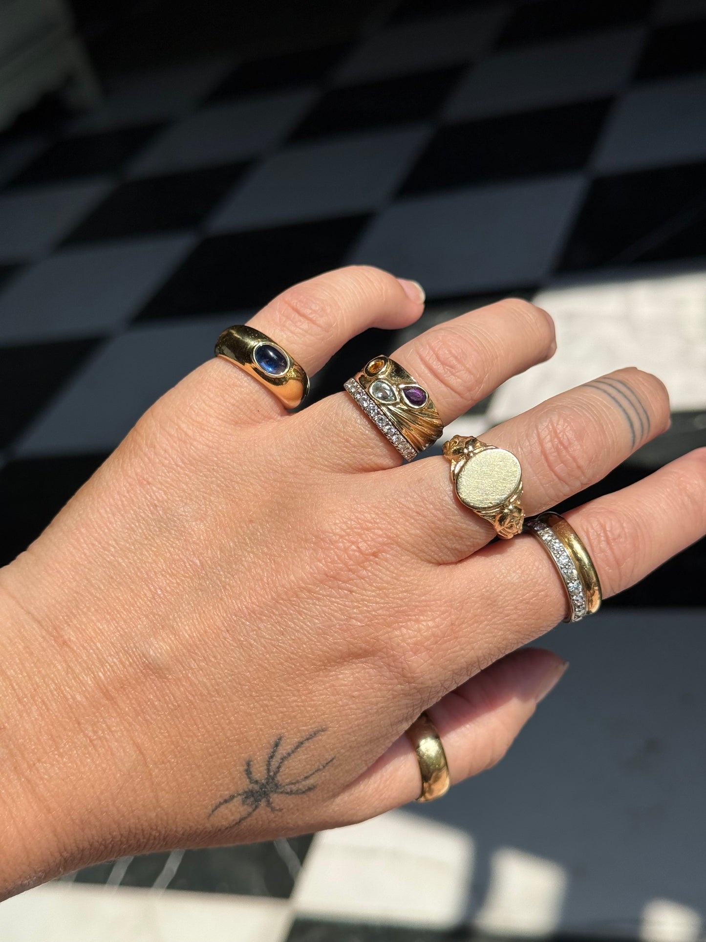 18k Sapphire Bombe/Dome Ring - 4.5 (sizable up to a 6.5)
