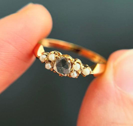 Vintage 18k rose cut diamond and pearl ring size 7.75
