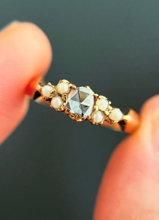 Vintage 18k rose cut diamond and pearl ring size 7.75