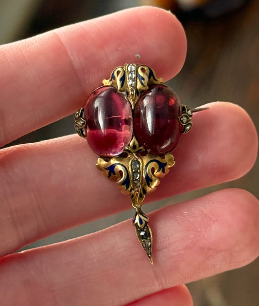 Victorian 14k Cabochon garnet and diamond brooch