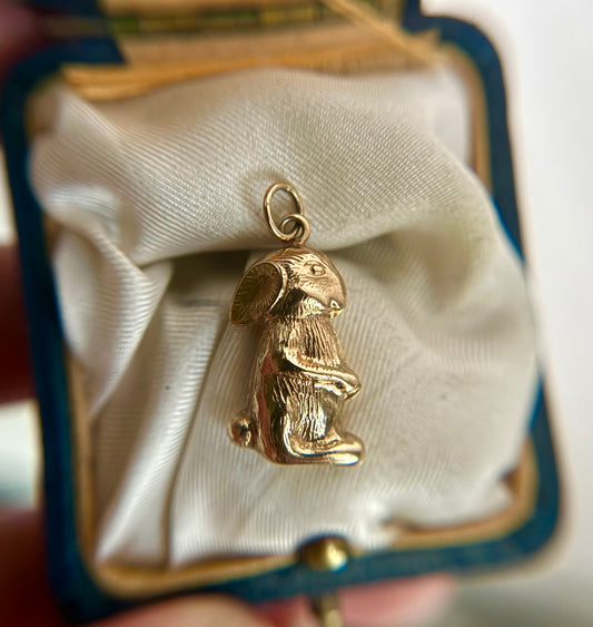 Vintage 10k Bunny Charm 1g