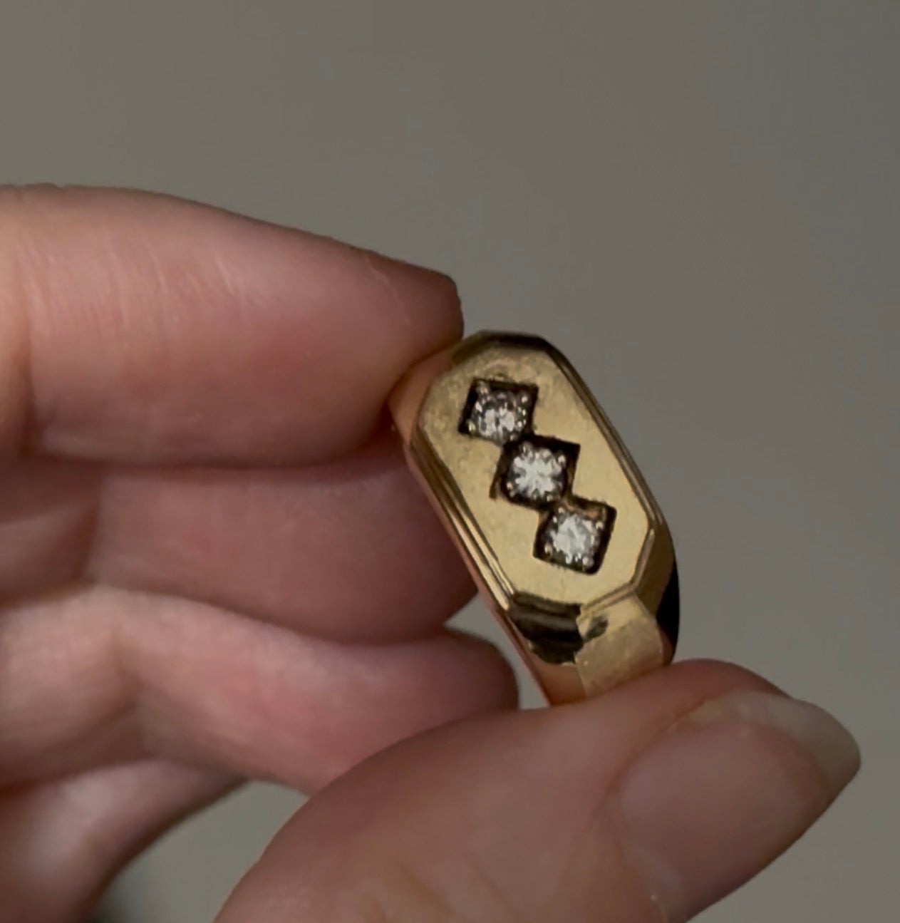 Vintage 14k Diamond Signet 6.5