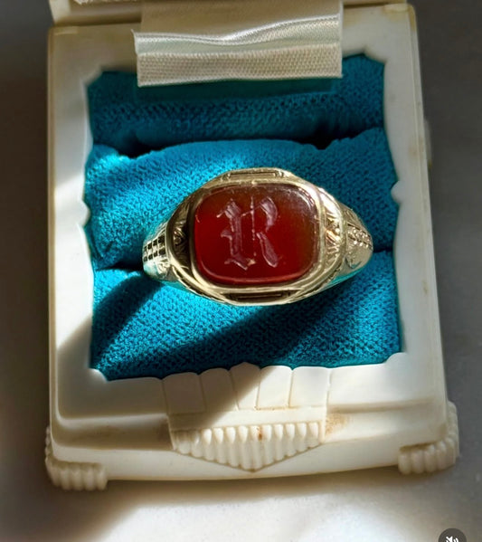 Vintage 14k Carnelian R Signet