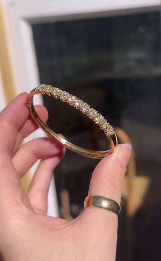 Vintage 18k Diamond Bangle